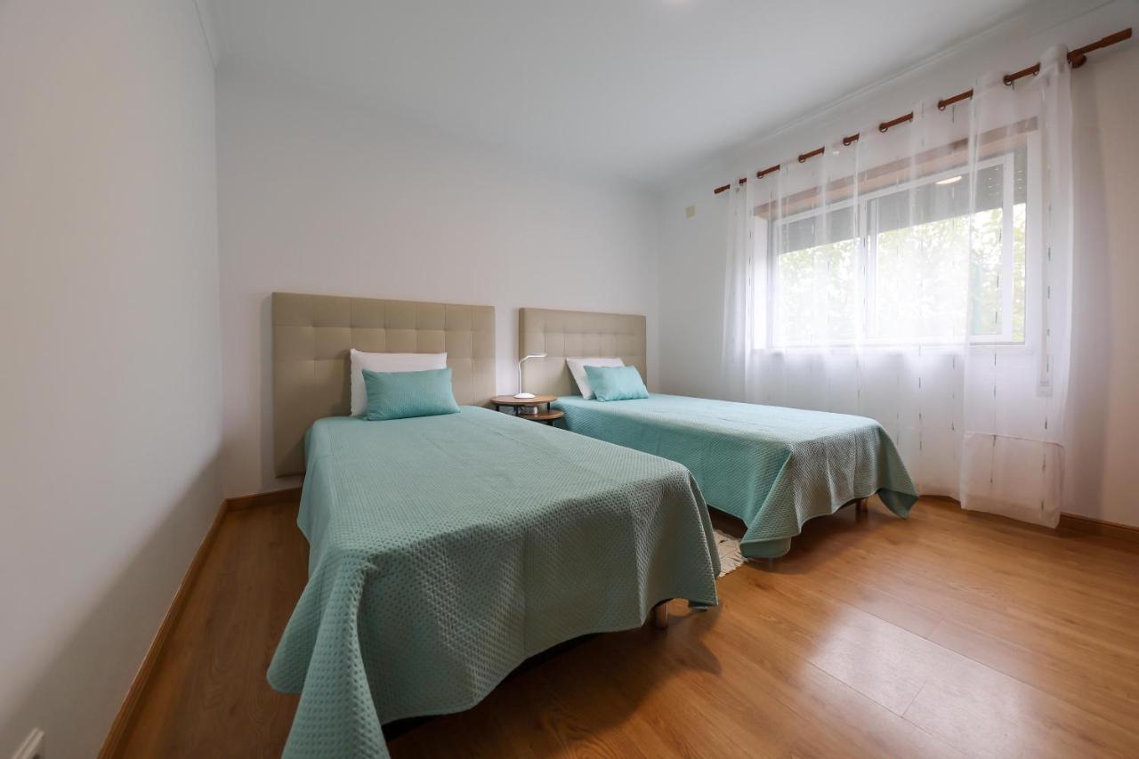 Casas Com Amoras In Serra Da Pescaria Famalicão Exterior foto
